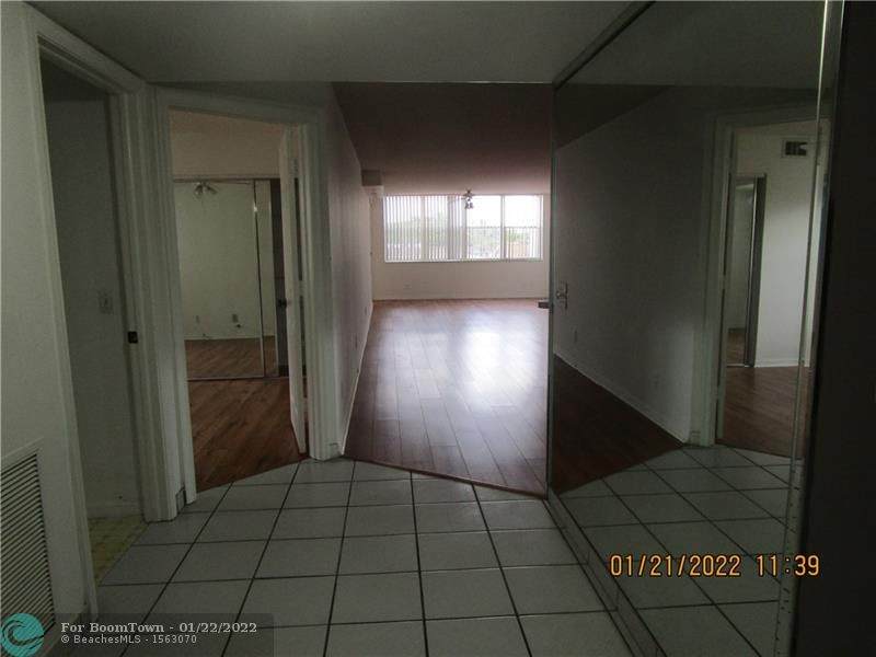 2521 104th Ave - Photo 1