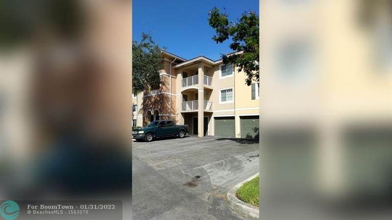 6386 Emerald Dunes Dr - Photo 1