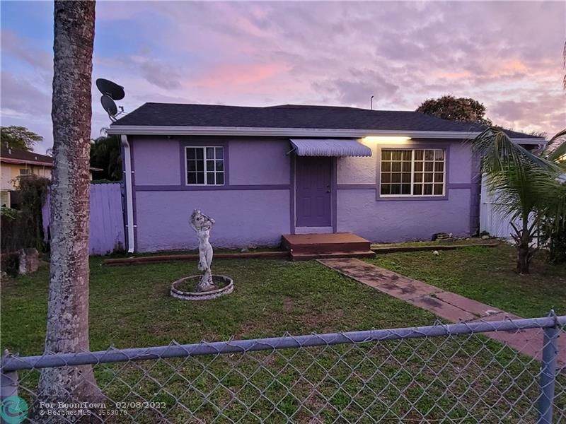 5820 26 ST - Photo 1