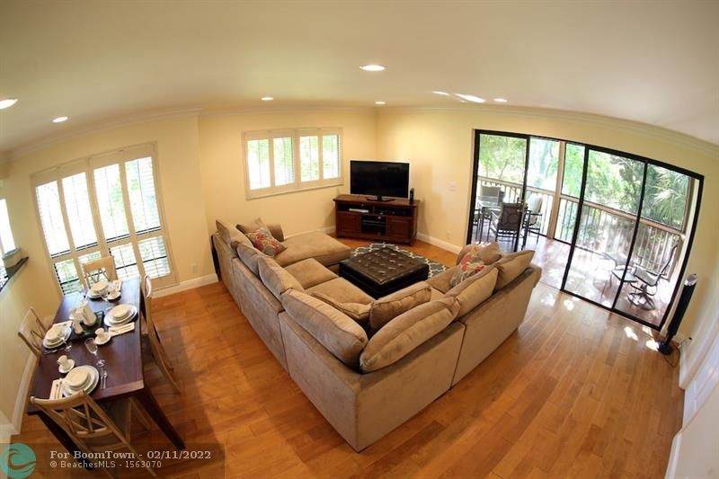 466 Brackenwood Ln - Photo 1
