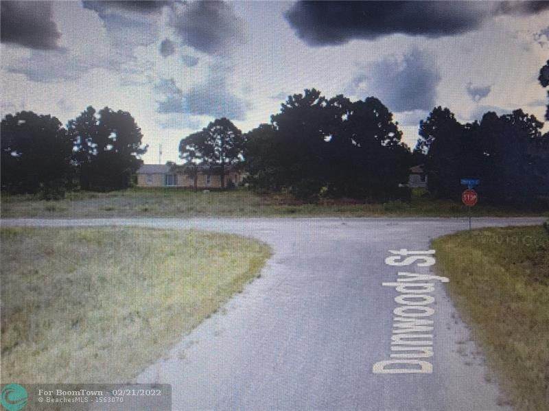 1225 Dunwody E - Photo 1