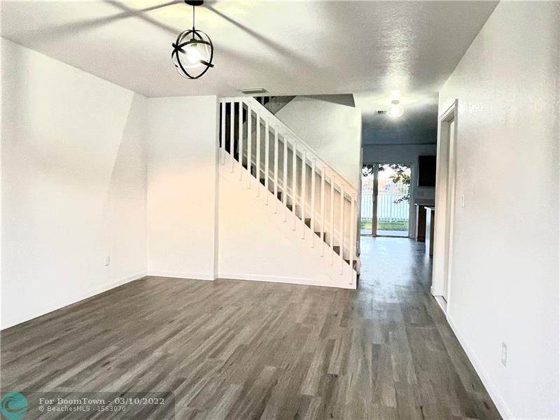 2123 87th Terr - Photo 1