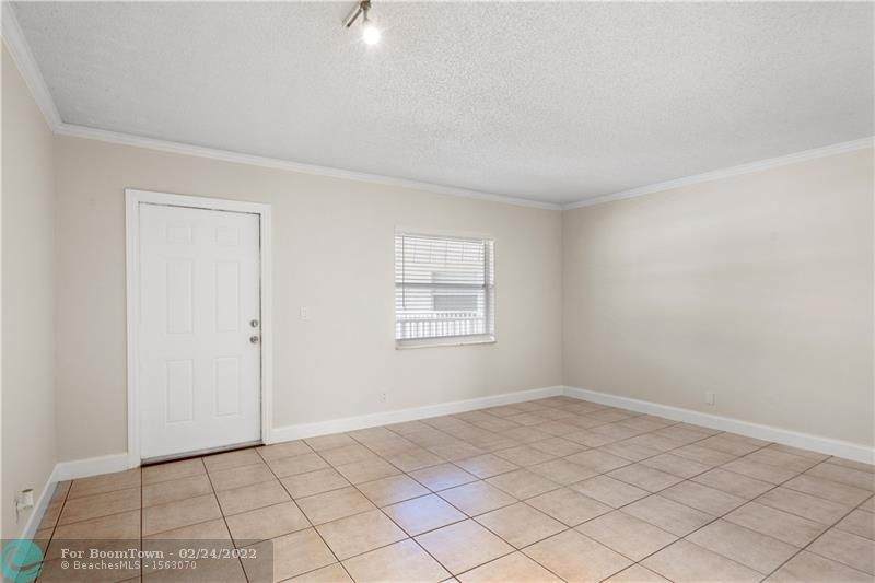 1470 Dixie Hwy - Photo 1