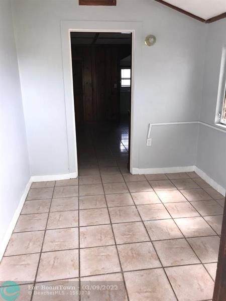381 43RD CT - Photo 1