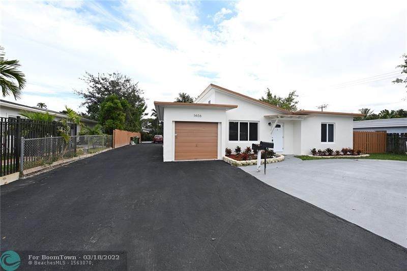 1406 15th Ave - Photo 1