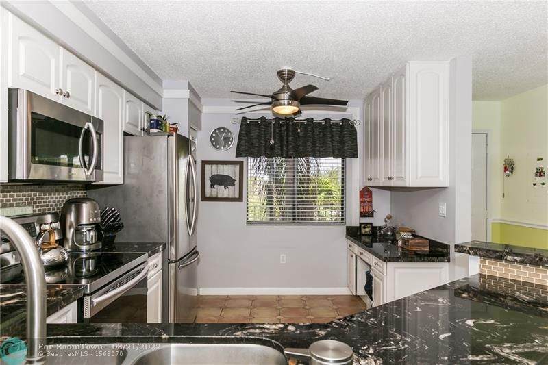 2334 Cypress Bend Dr - Photo 1