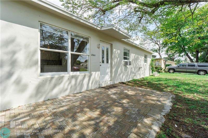 2560 59th Ave - Photo 1