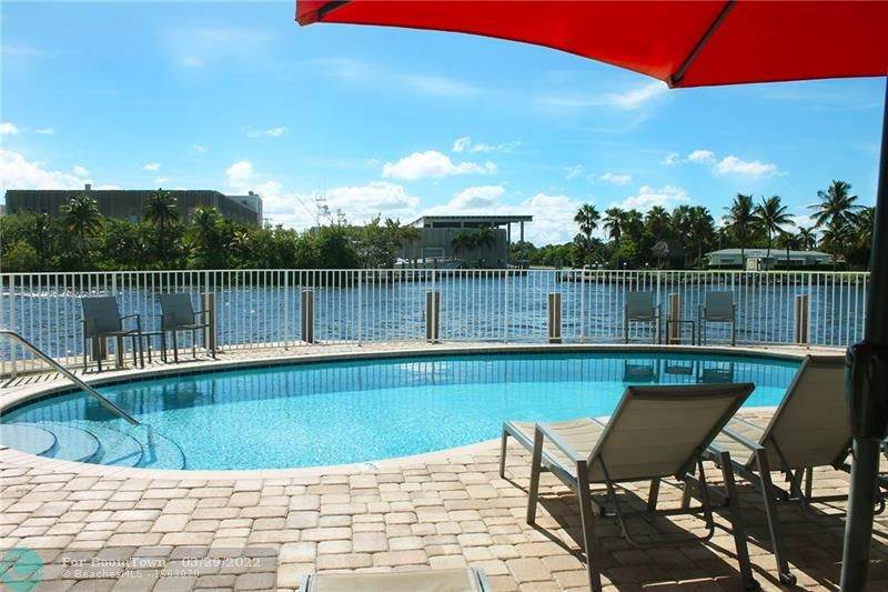 1705 Riverside Dr - Photo 1