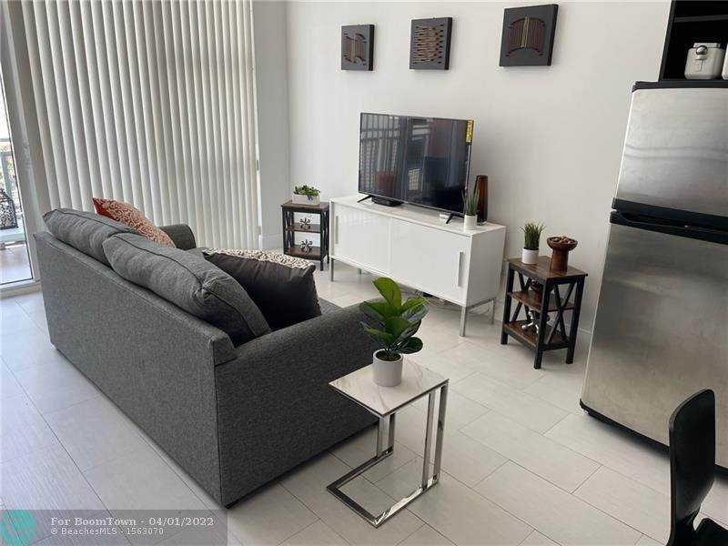 244 Biscayne Blvd - Photo 1