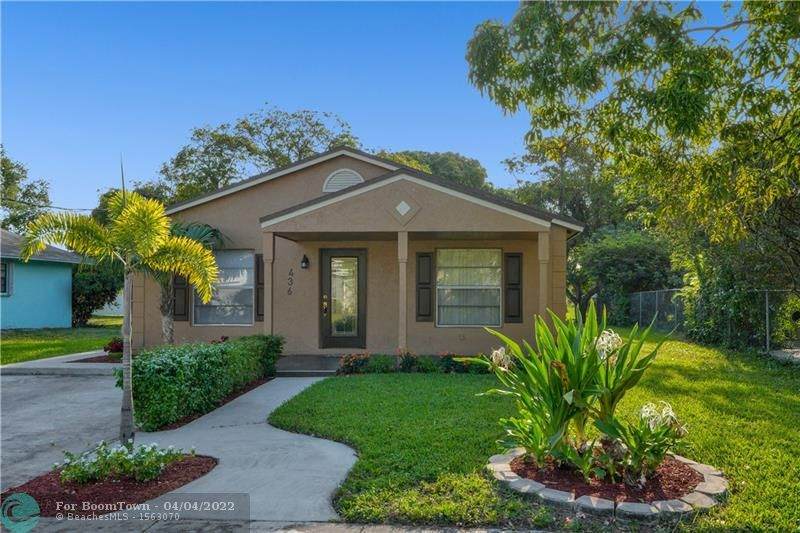 436 1st Ave - Photo 1