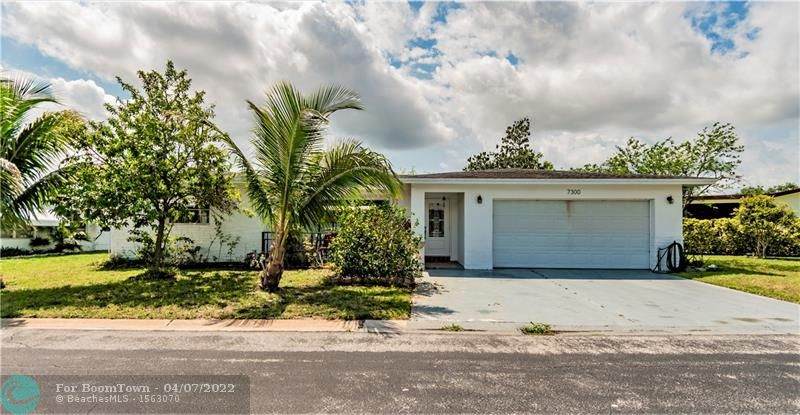 7300 9 Court - Photo 1