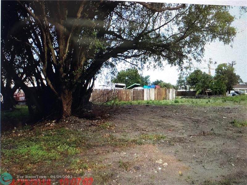 0000 18th Ave - Photo 1
