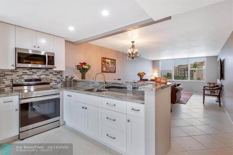 201 Ocean Blvd - Photo 1
