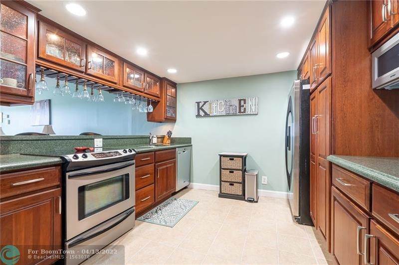 3150 Palm Aire Dr - Photo 1