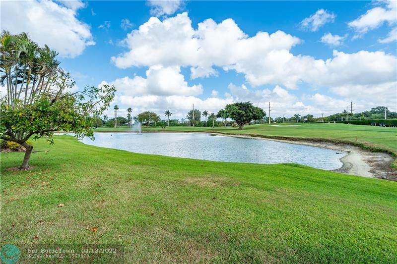 9320 Hollybrook Lake Dr - Photo 1