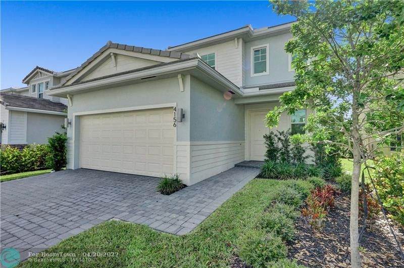 4156 Veleiros Ave - Photo 1