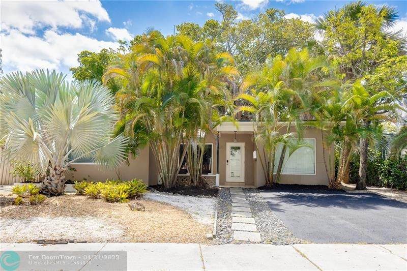 320 Park Dr - Photo 1