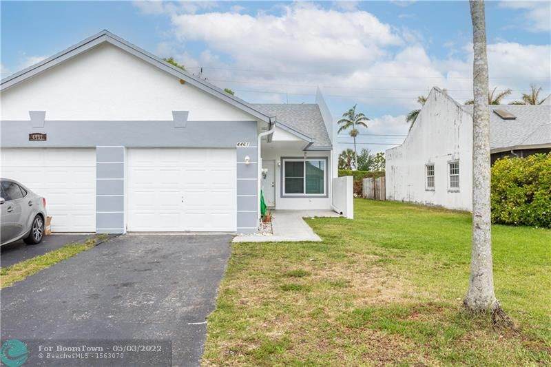 4461 99th Way - Photo 1