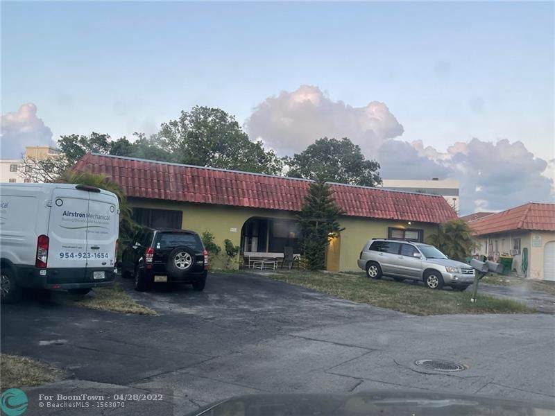 7116 78TH AVE - Photo 1