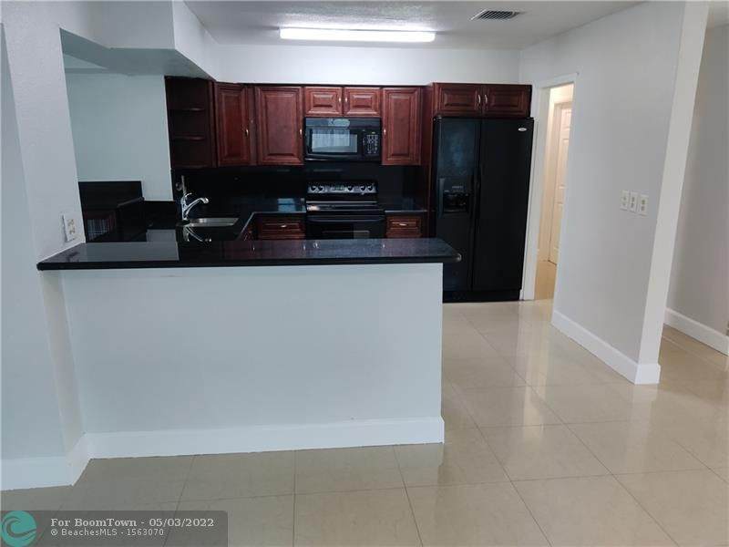 4764 34th Ter - Photo 1