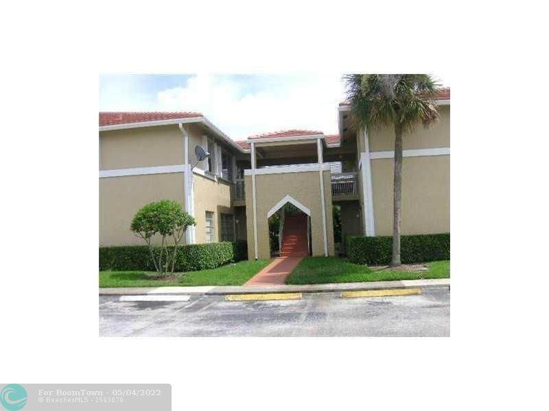 10198 Twin Lakes Dr - Photo 1
