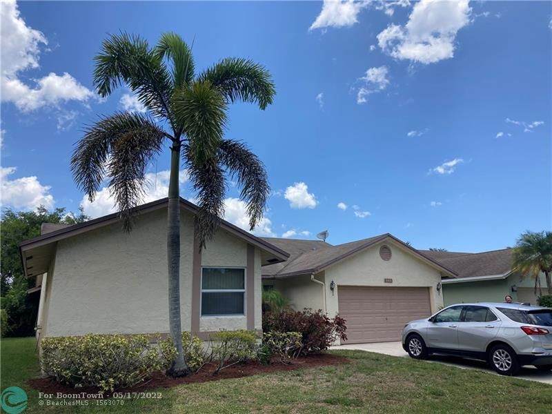4213 66th Dr - Photo 1