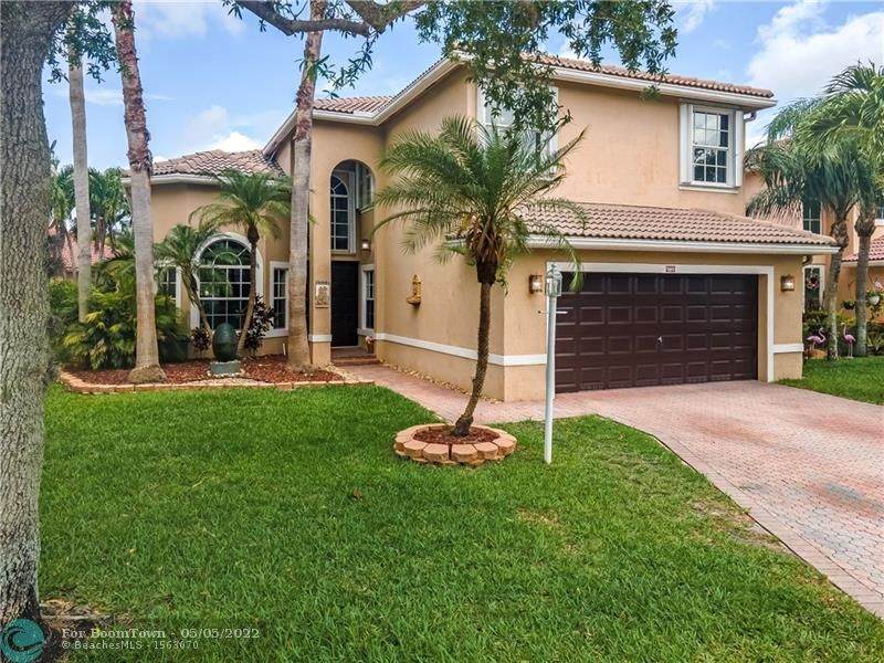 4758 120th Way - Photo 1