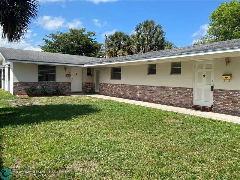 105 30th Ct - Photo 1