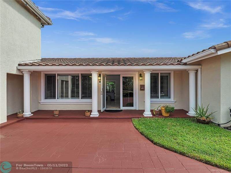 4420 Tradewinds Ave - Photo 1