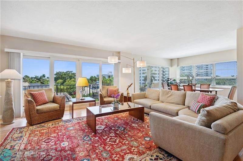 2500 Las Olas Blvd - Photo 1
