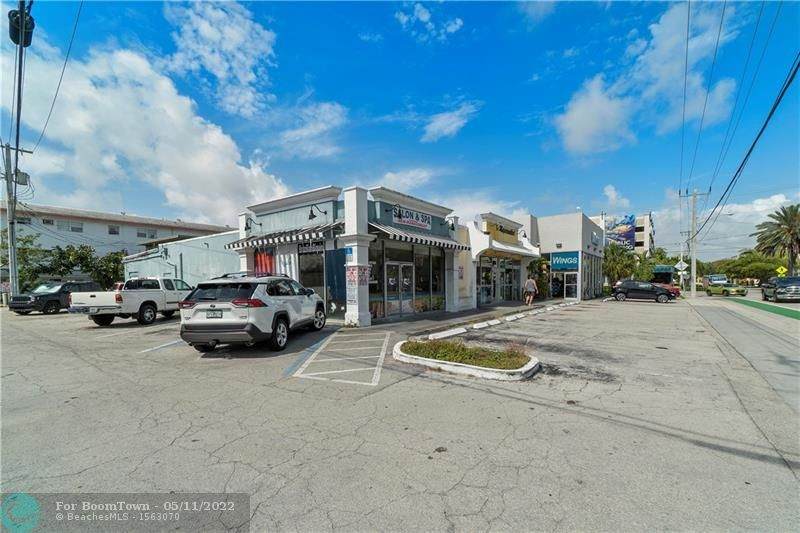 2030 2nd St - Photo 1