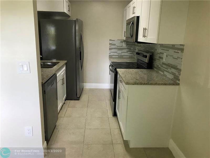 1104 Meadows Cir - Photo 1