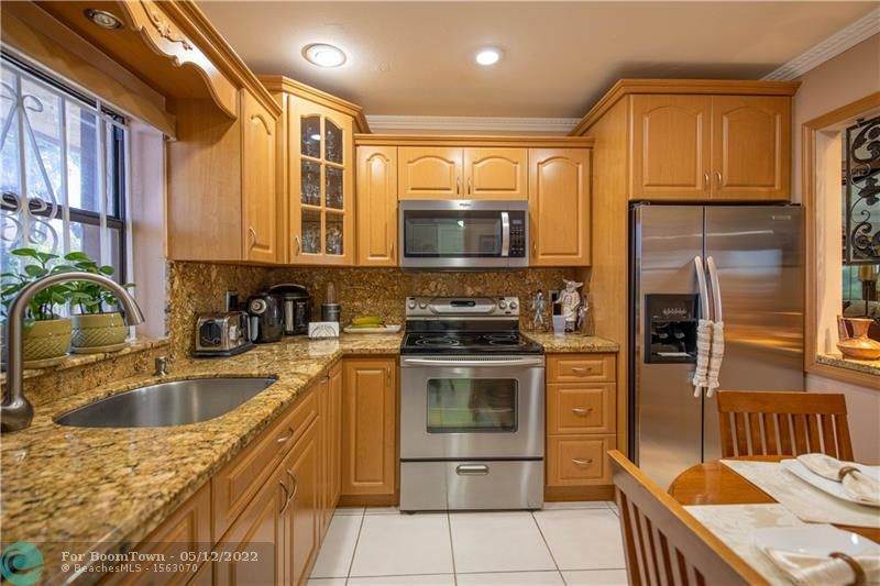 2540 67th Pl - Photo 1