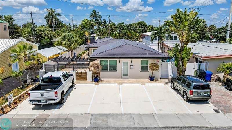 4561 Poinciana St - Photo 1