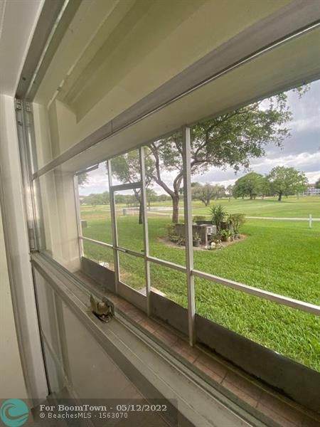 400 SW 134th Way - Photo 1