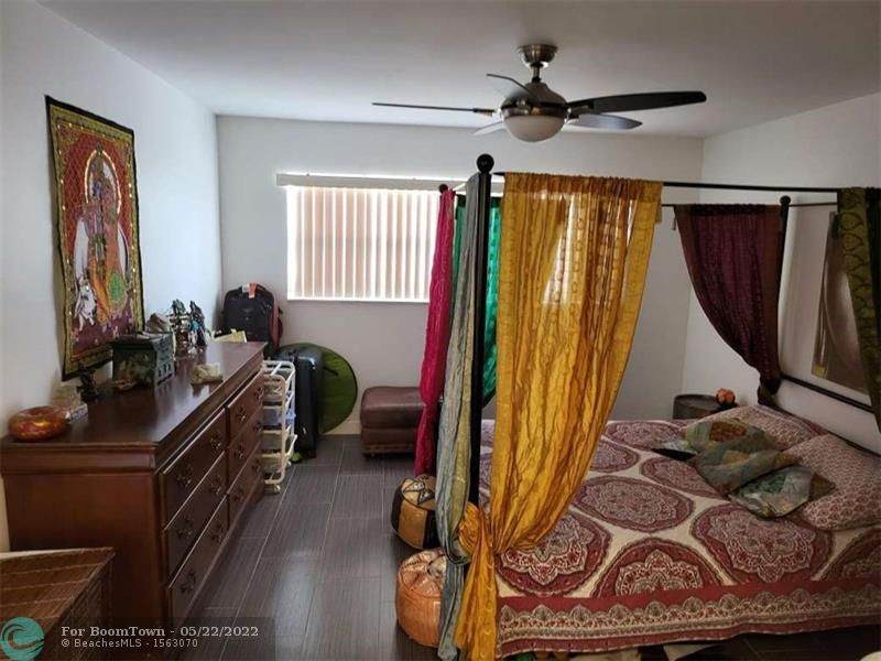 410 2nd St - Photo 1