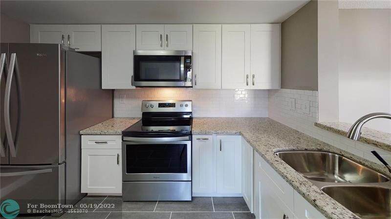 520 5th Ave - Photo 1