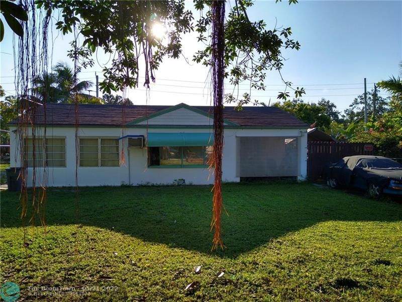1464 28th Way - Photo 1