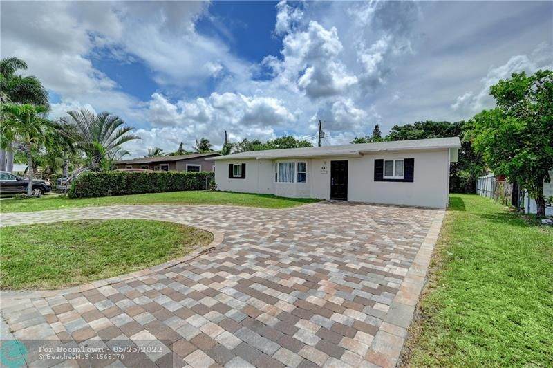 641 28th Ave - Photo 1