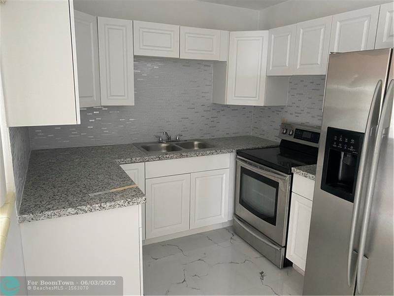 6971 25th St - Photo 1