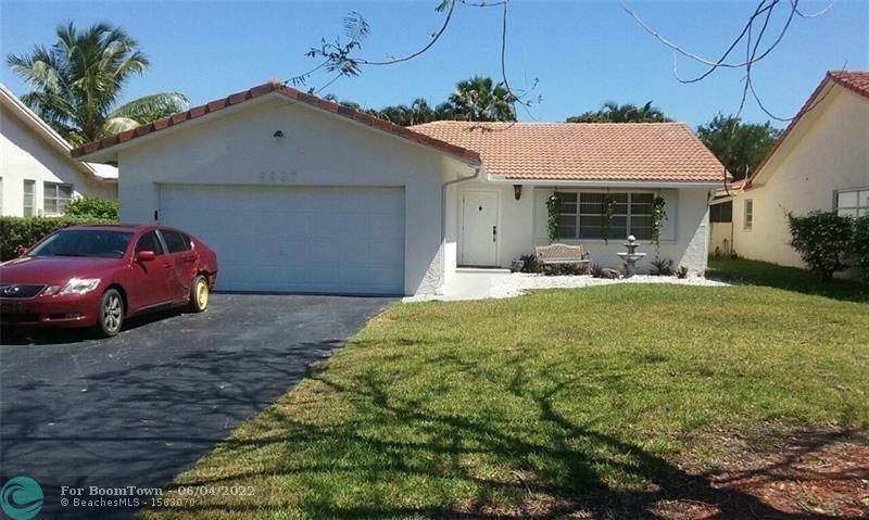8837 21st Ct - Photo 1