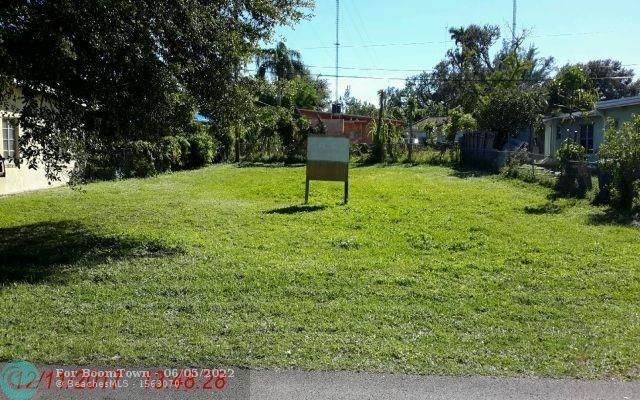 6136 38th St - Photo 1