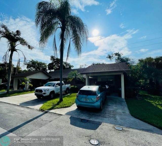 1844 Tamarind Ln - Photo 1