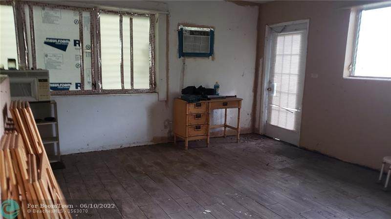 6154 1st St - Photo 1