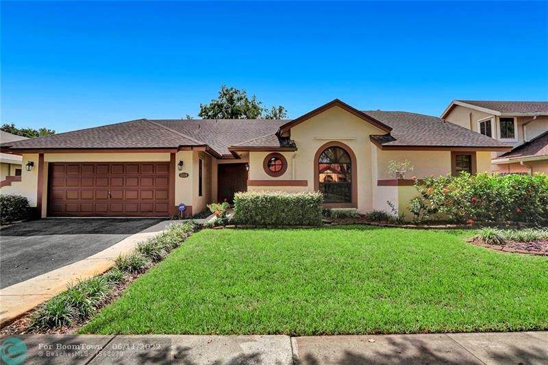 5514 89th Ave - Photo 1