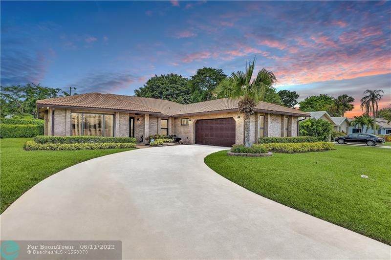 21920 Holly Tree Way - Photo 1