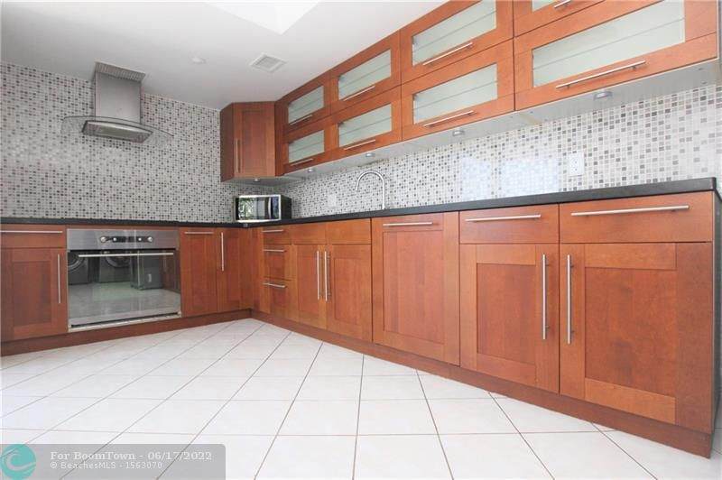 5951 Wellesley Park Dr - Photo 1
