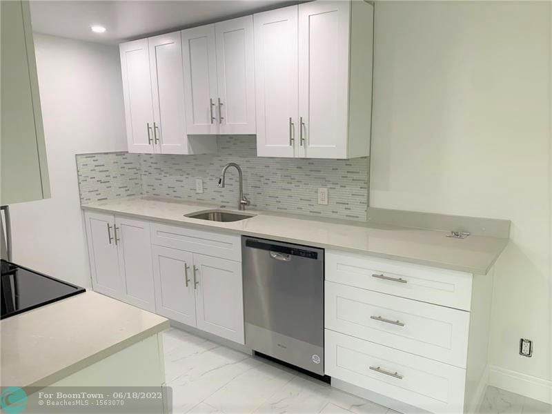 2401 Antigua Cir - Photo 1