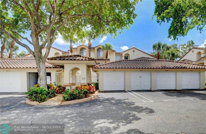 9204 Glenmoor Drive - Photo 1
