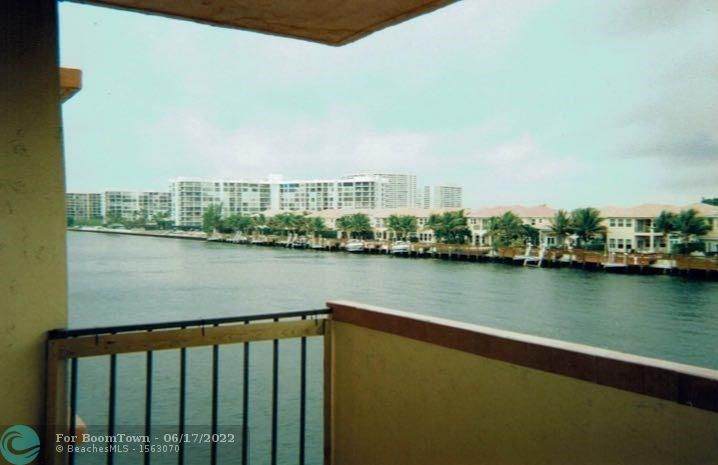 1600 Ocean Dr - Photo 1